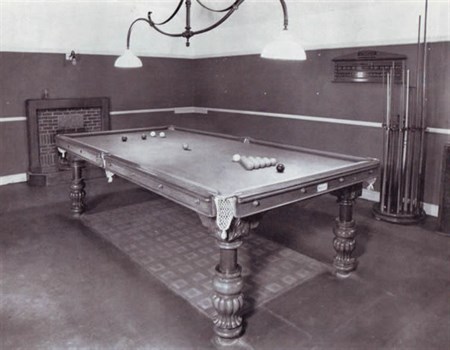 Geo Wright Billiard Table